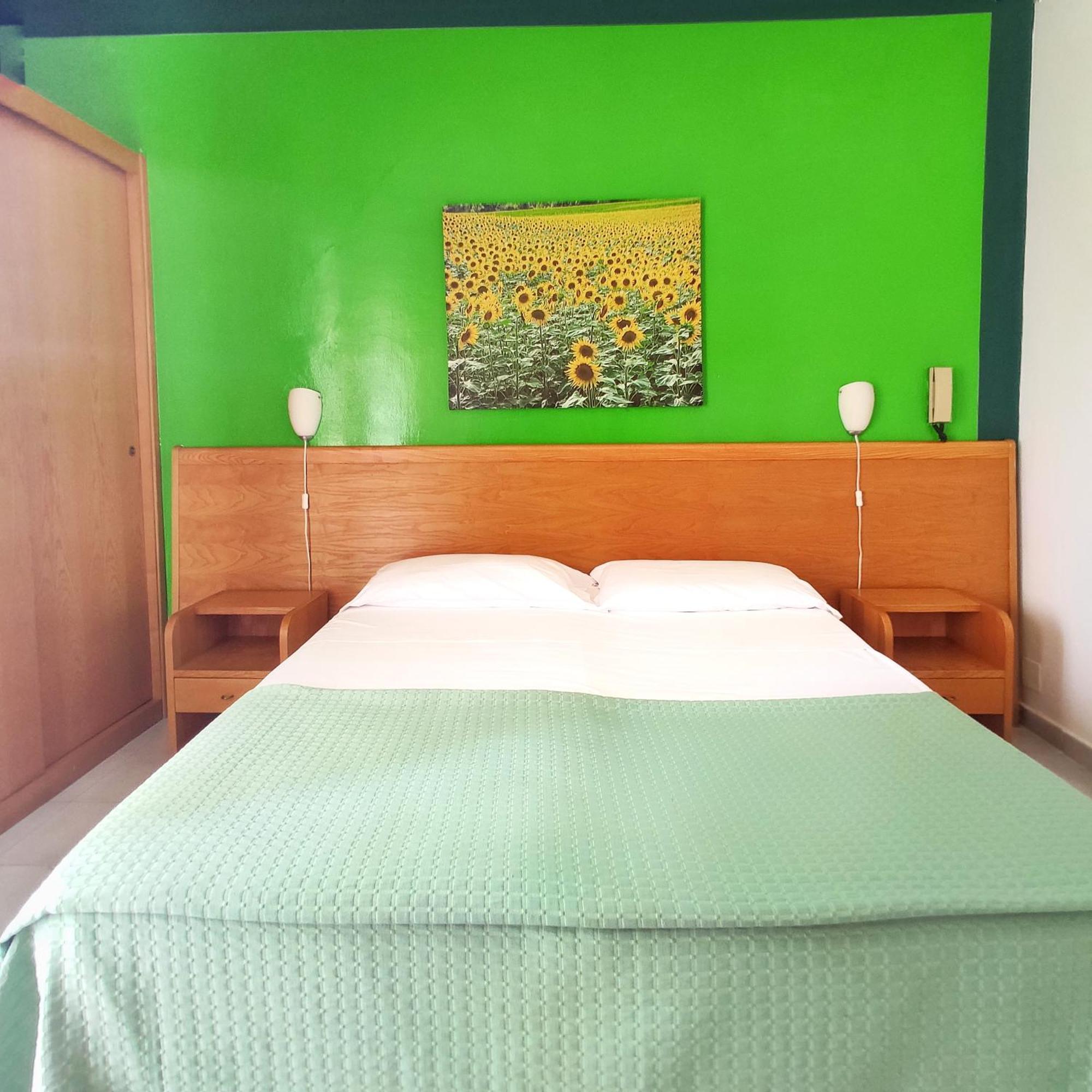 Piccolo Hotel Террачина Екстер'єр фото