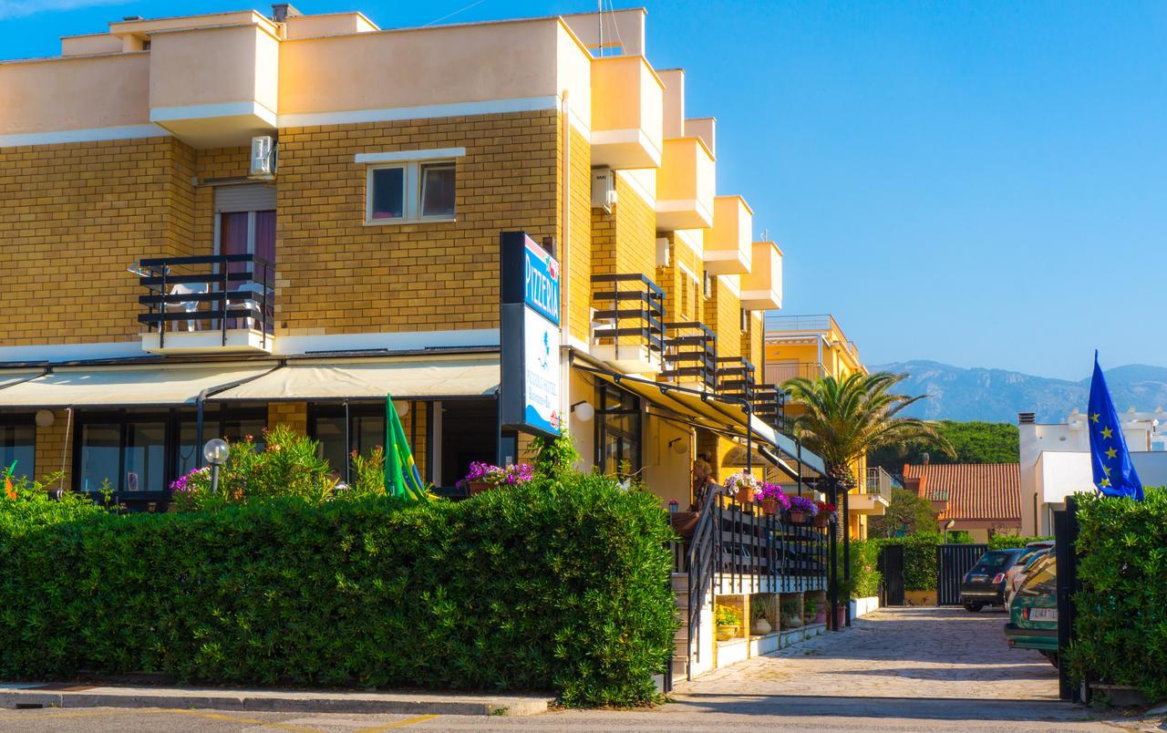 Piccolo Hotel Террачина Екстер'єр фото