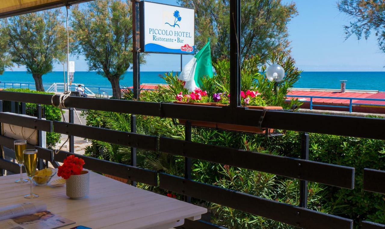 Piccolo Hotel Террачина Екстер'єр фото